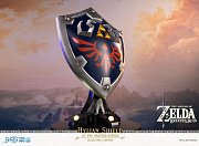 The Legend of Zelda Breath of the Wild PVC Statue Hylian Shield Collector\'s Edition 29 cm - Damaged packaging